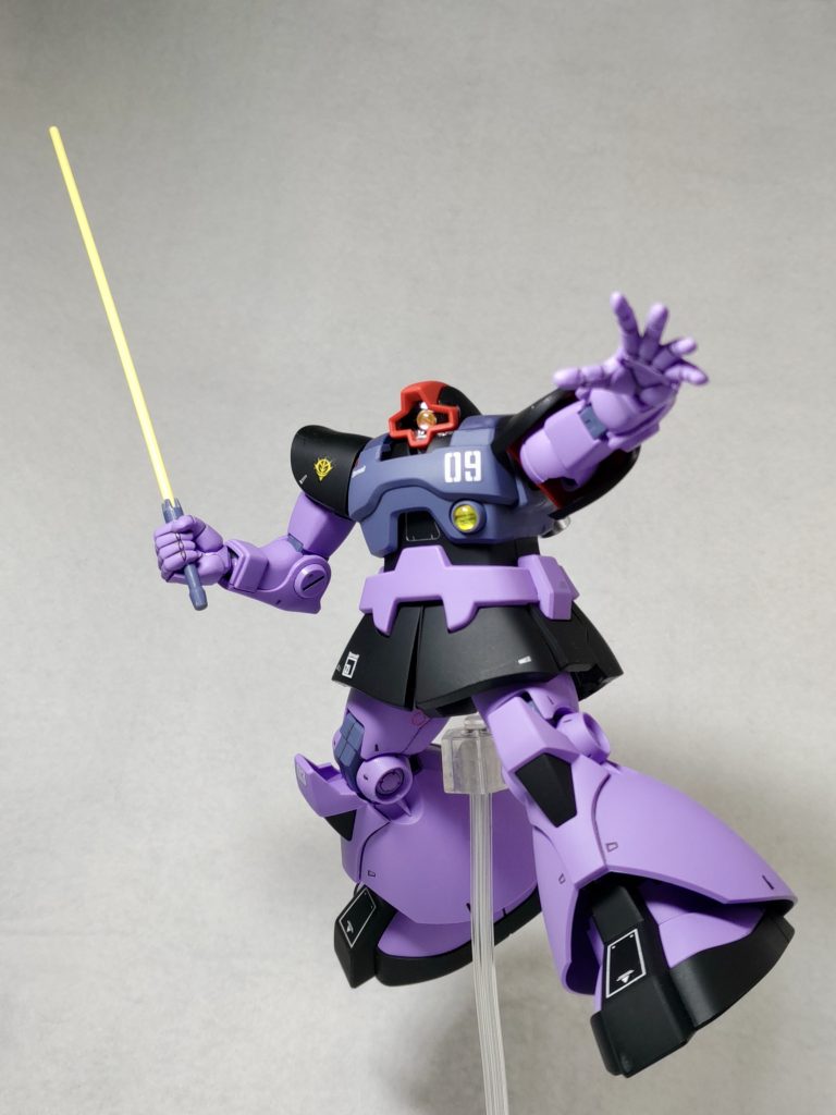 ヒートサーベルも似合う(zaku-kao8)