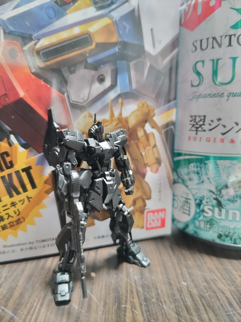 黒サフ。この状態が一番美しいかも(gundam-kao3)