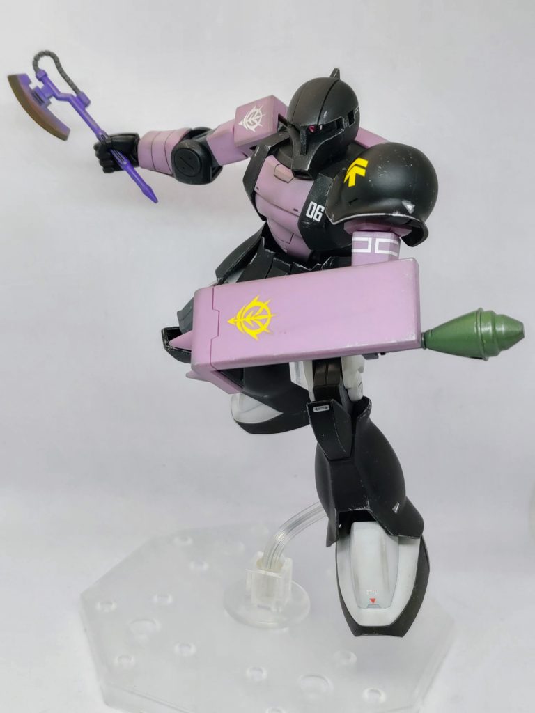 ヒートホークはガンマカパープル、刀身はウェザリングマスターでグラデっぽくしました。