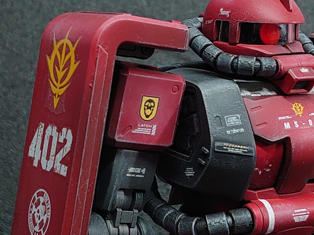 強めのドライブラシをしています。ペーパーはムラッけを出すために４００番で仕上げています。