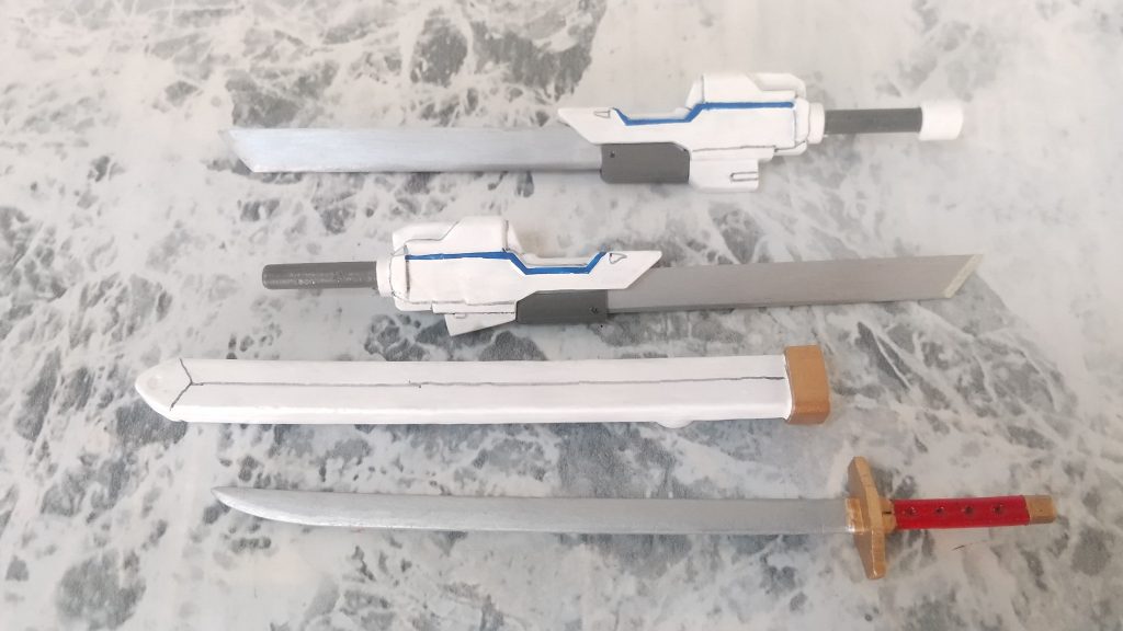 フツノミタマは鋼丸の刀を改造ルプスブレードはラケルタ系統のビームサーベル同様に連結が可能