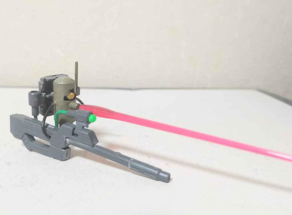 ビームは口から出ます