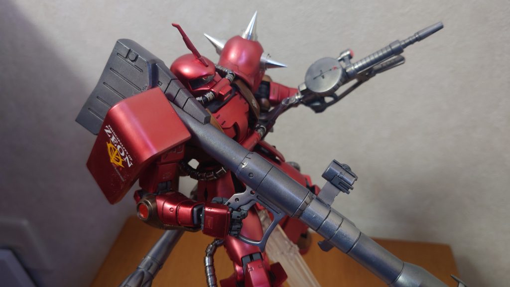 腕の保持力が弱いのでバズーカ持たせるとだんだん下がってくる。。。