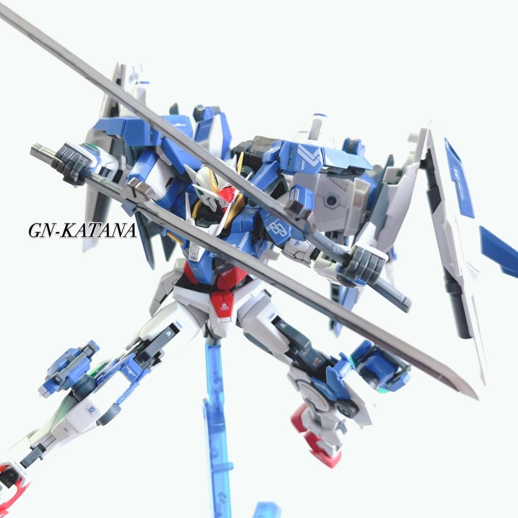 抜刀するダブルオーガンダムってカッコよくないですか?笑GNタチ…なるものが後に出てくるのでGNカタナもアリでしょう?と名付けました。