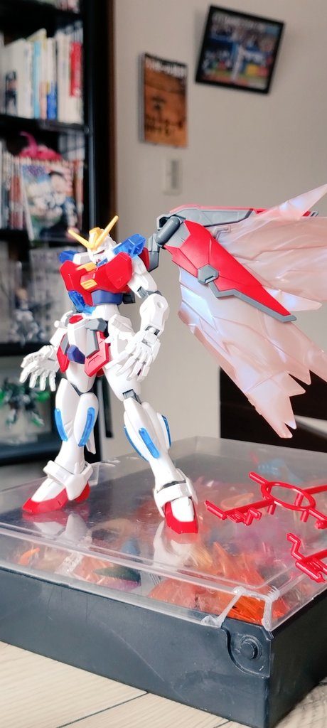 いきなり人型要素が劇強に。