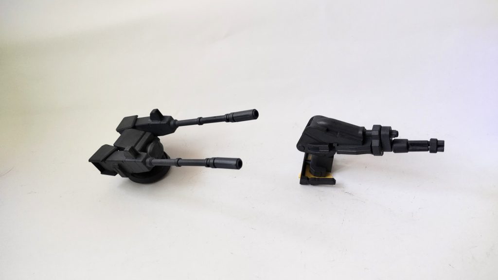 こちらは砲台です。ガトリング砲は出したんですが、ボールのキャノンを流用した対空砲は出せませんでした。入る余地がなかった〜(汗)いつか活躍させます!