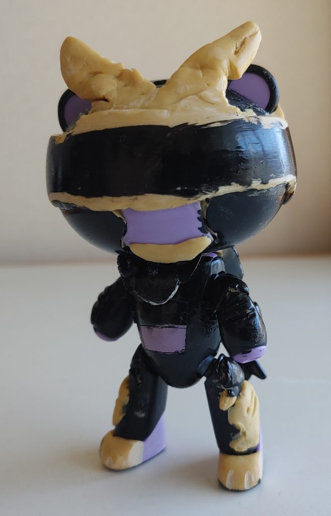 制作終了し、黒を塗った状態。頭の角は、別パーツ化してあったので、写真に在らず。 