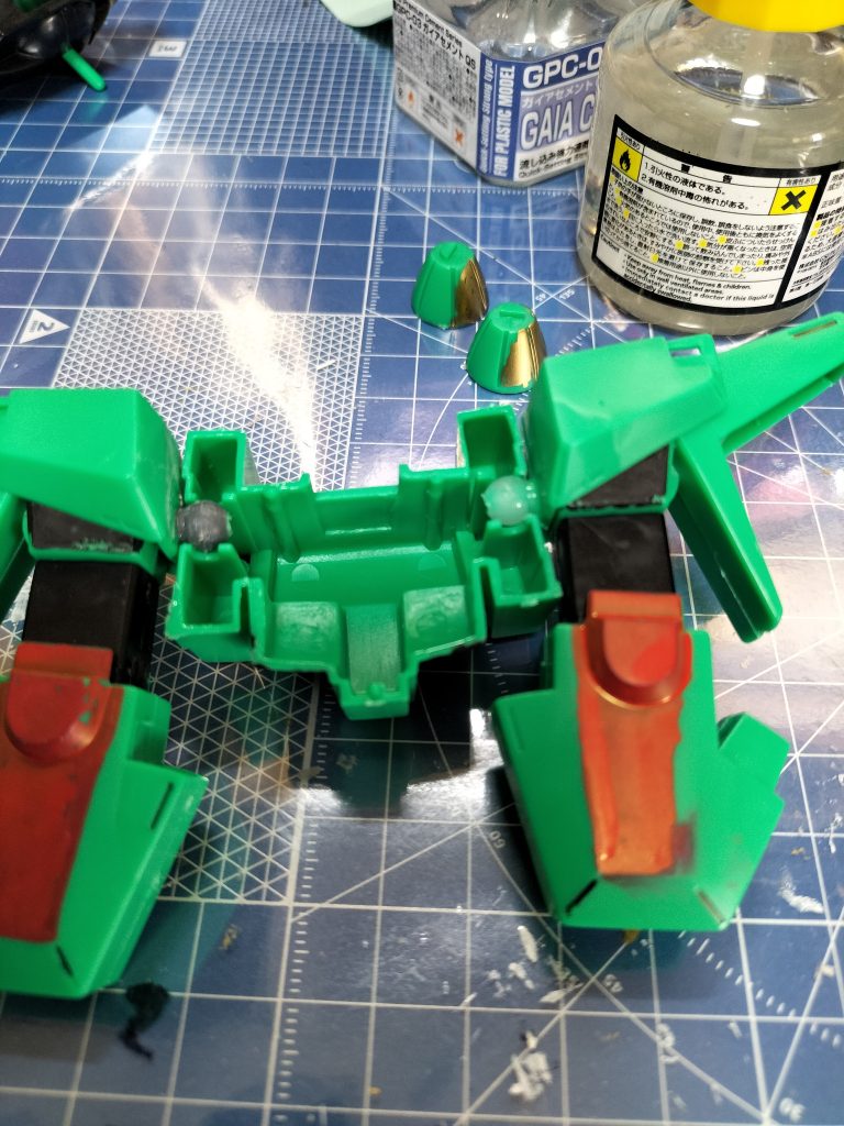 腕付け根折れやすいのポリ瞬着で補強