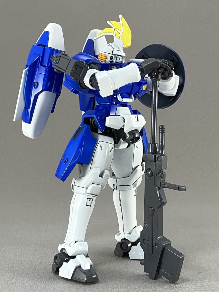 ・ドーバーガンポリキャップを仕込んで銃身が伸縮するようにしました。肩との接続アームはシールドの接続アームを使い、片側はボールジョイントにしました。
