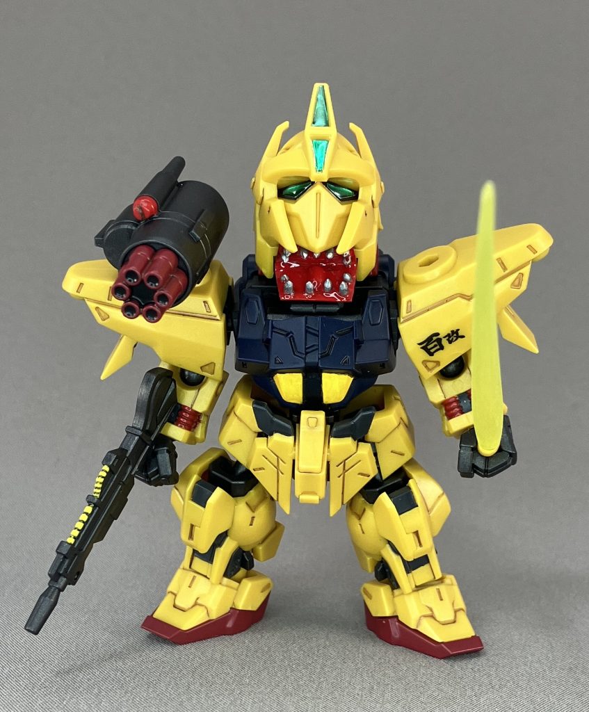 私はエイリアン未視聴ですが、強烈に印象に残りますね。口はプラ板プラ棒で作り、口の中には透明UVレジンをのせました。