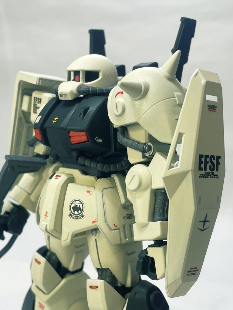 先日出たAOZ版ハイザックともうまく差別化されて良いのではないでしょうか。