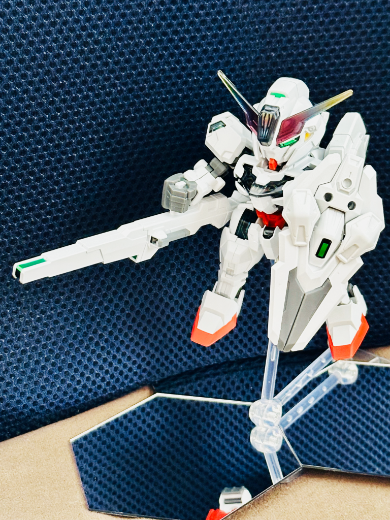 うん、ちゃんと武器を持つのもカッコいい✨ここだけの話。Noginaは、バリアブルロッドライフルの前と後ろをよく間違える。  