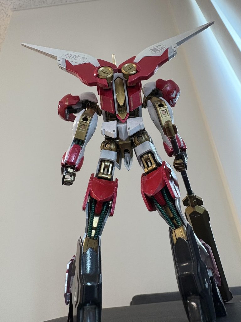 これをそのままポリキャップごと背中につければ羽の出来上がり。