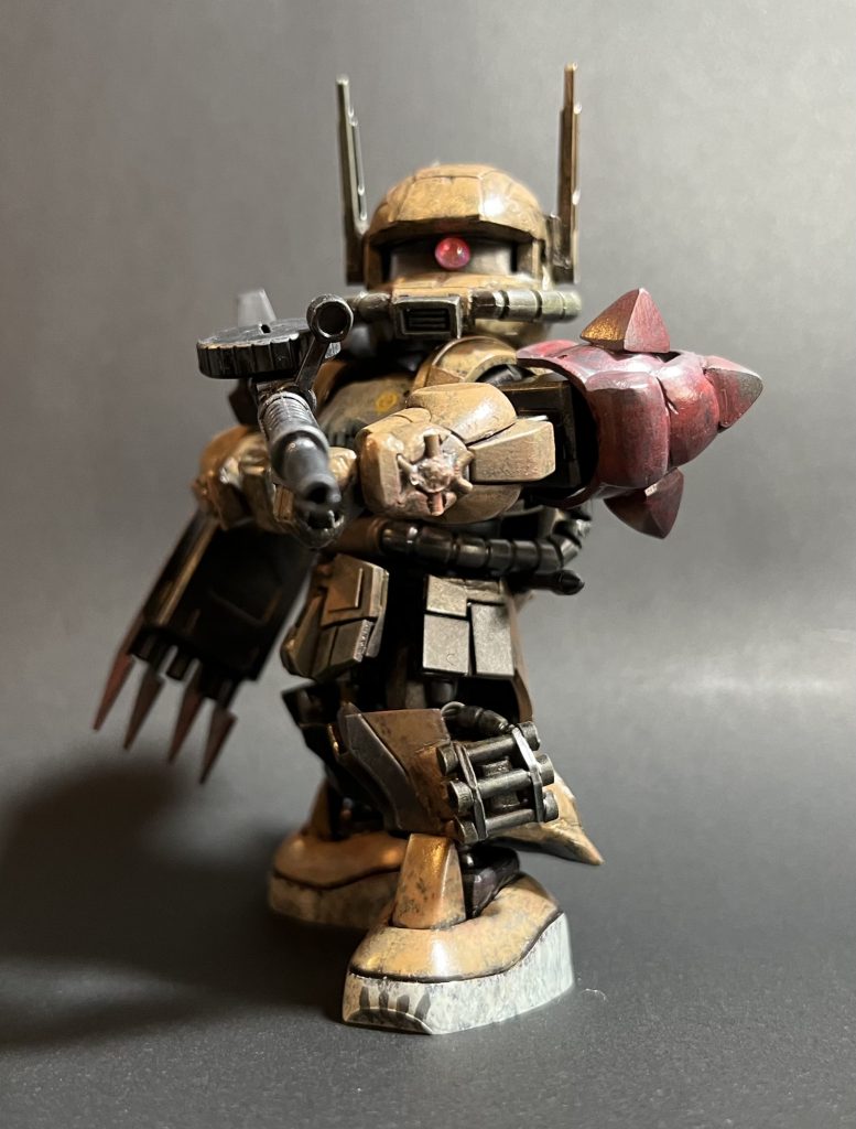 足元の爪塗装がソラリ機のチャームポイント腕の氷の結晶みたいなパーツは伸ばしランナーで作りました