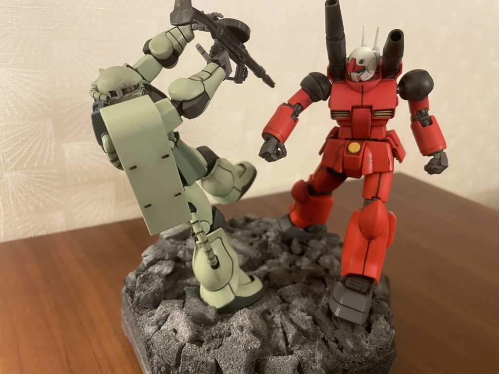 ガンキャノンも置いてみました。