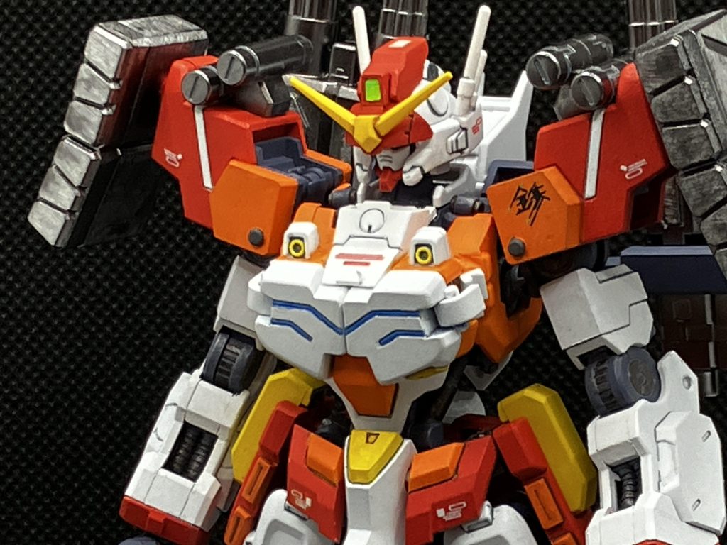 肩上部にはグレネード弾