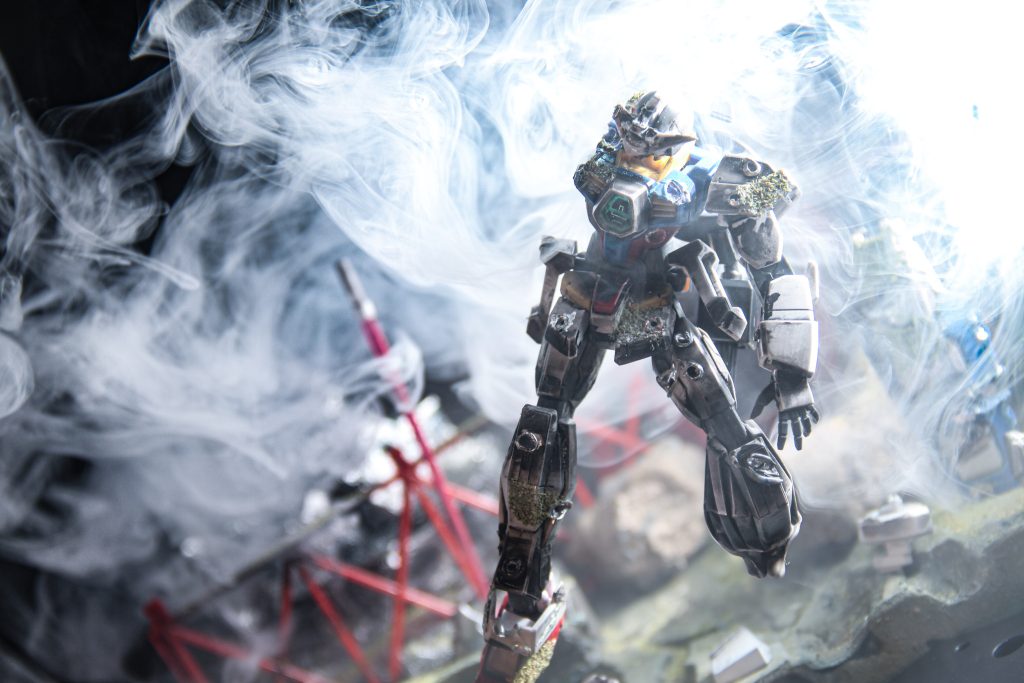 機体は接着していないので、自由に動かしてます。