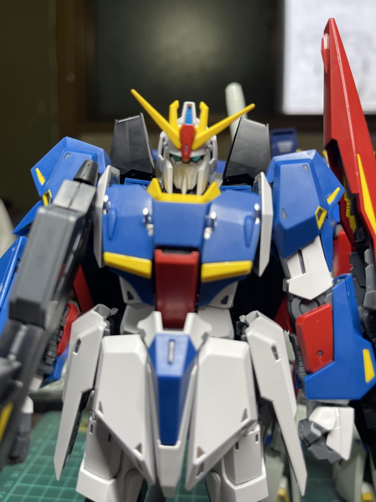 面長な顔、意見が分かれそう