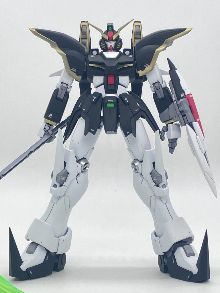 基本的には、元あるパネルラインのほり直しと表面処理やって塗装です。ヤスリは600までしかかけておりません。強いて言えば、角になる所はしっかりと面バーにやすりを張り、ぴしっとするように気をつけました。