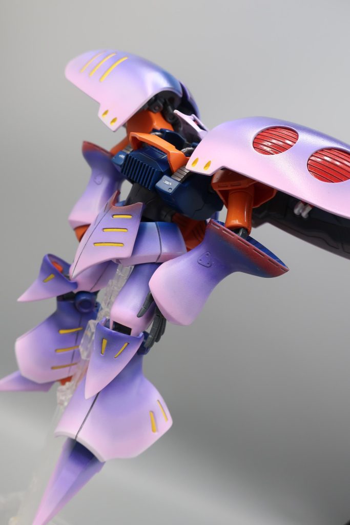 その流れで　ハマーン様が発売したら　キュベレイ　ガザC　の横に飾れるのです。