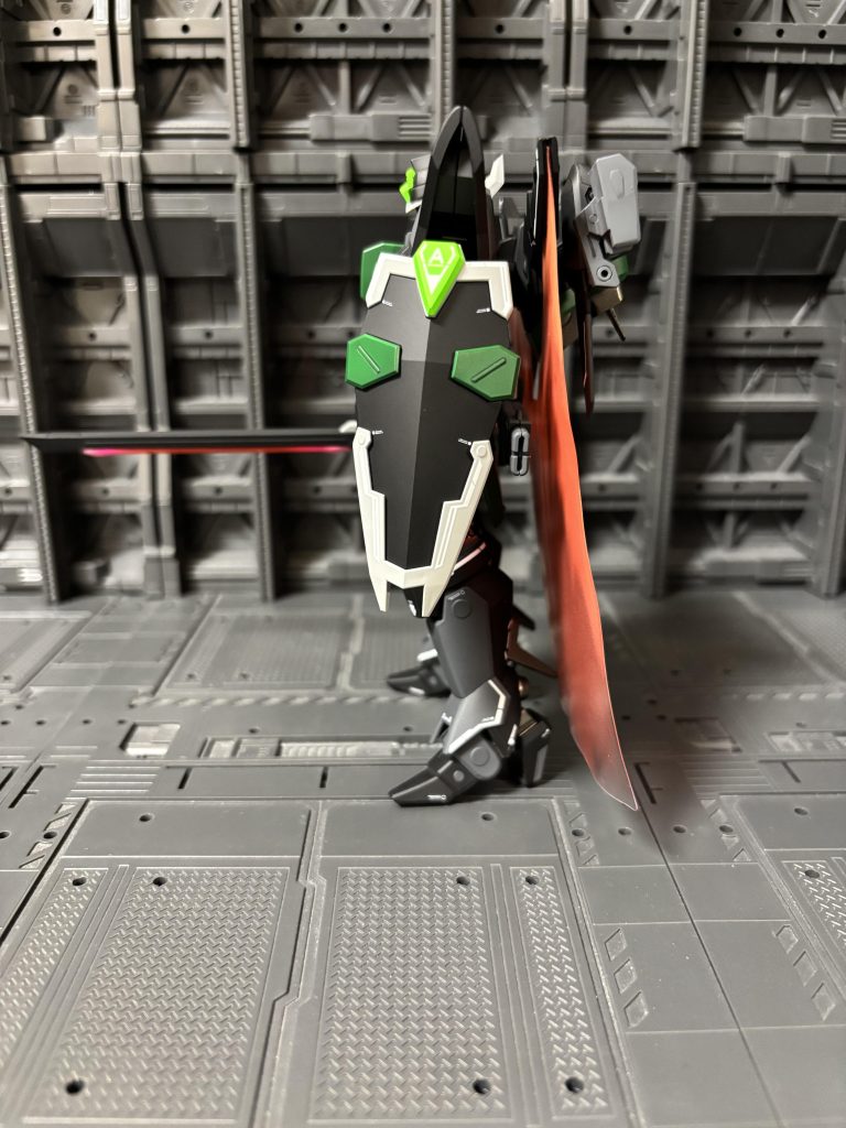 緑の部分は水性ホビーで塗装しています。