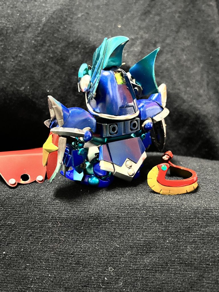 背中後年ネットで元祖のナイトアレックスを画像検索したら、馬面で目元が渋い造形になっていて思い出は美化されていた事に気付きました（俳優の藤田まことさん似😅）。