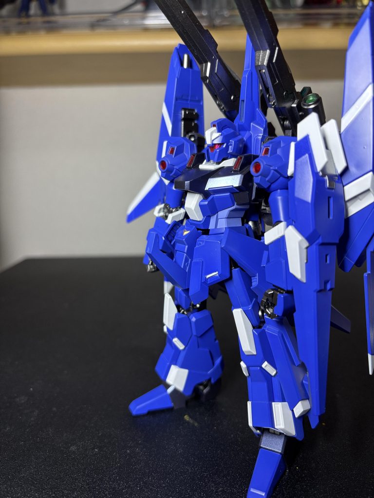 バックパックに対し、お腹のボールジョイントが貧弱です