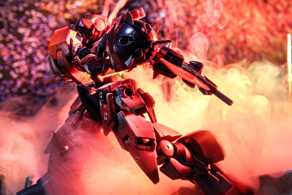 赤く!赤く!と何故か赤い機体を赤く撮りたがるみそ初段です(zaku-kao10)