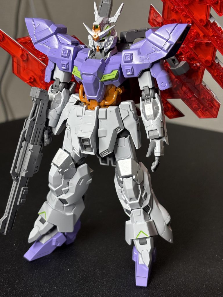 水性ホビーカラーでの塗装で緑のラインはエナメルカラーですオレンジがなかなか発色しなくて何度も塗り直しました。白：グランプリホワイト、紫：ホワイト＋パープル、オレンジ：オレンジイエロー、