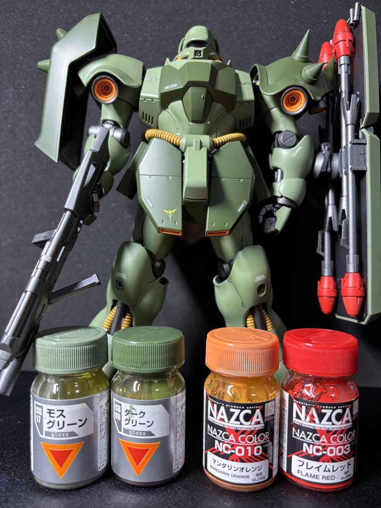 外装:(濃い緑)グレサフ→ダークグリーン、(薄い緑)グレサフ→モスグリーン、(黄)ピンクサフ→マンダリンオレンジ、(赤)ピンクサフ→フレイムレッドフレーム、武器:ガンメタサフトップコート:EXセミグロスクリア