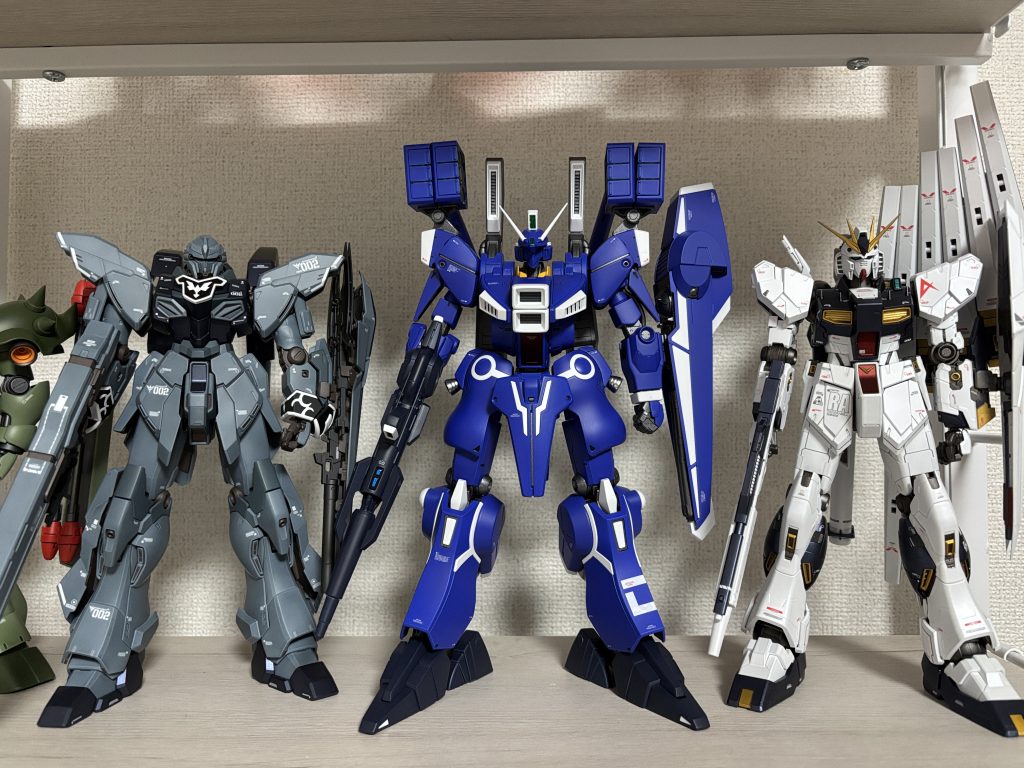 我が家のデカブツの中で身長は一番かな?