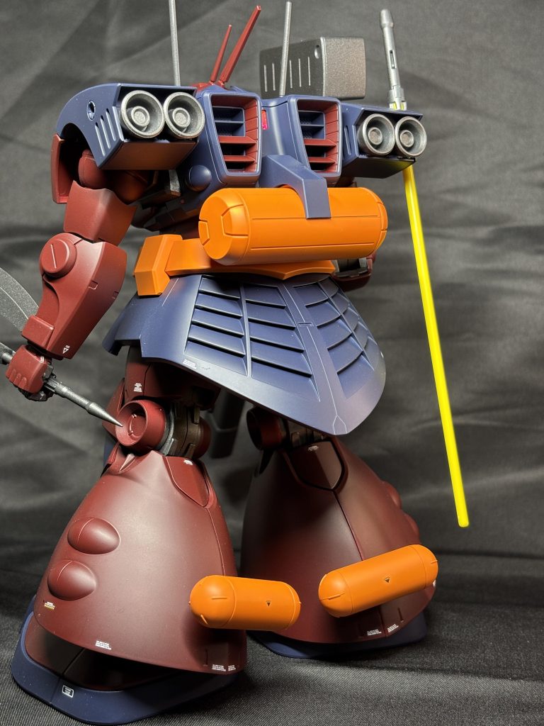 オレンジと紺が昔の近鉄感がありますね