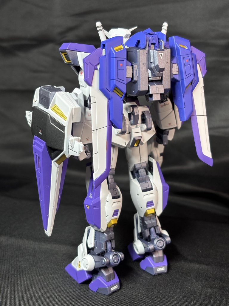 グレーの部分はほとんどABSですが今回は慎重に砂吹きしたので、割れはありませんでした。