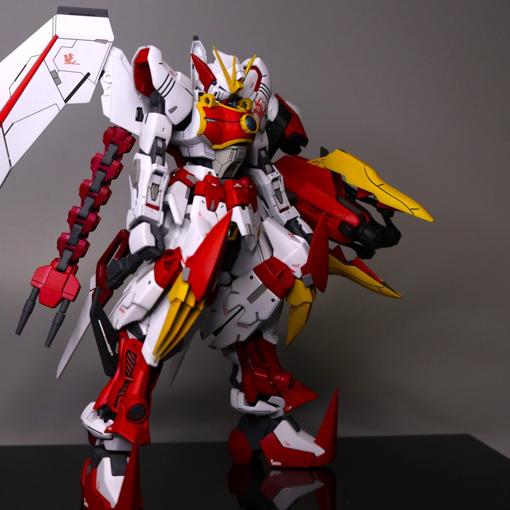 「龍」のデカールはMGアストレイレッドドラゴン付属のものを使用してます