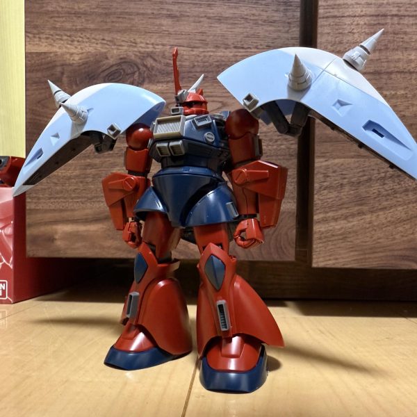 リゲルグの派生機開発しています！アビスガンダムのウェポンユニットにスパイク取り付けてみました！一気にジオンぽっさがでますね！個人的には良い感じです🙆（6枚目）