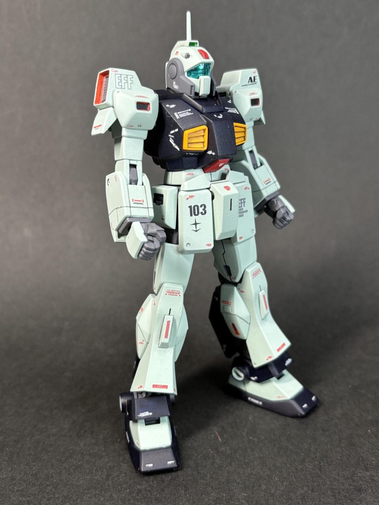 デカールは連邦系とロボデカール使用。