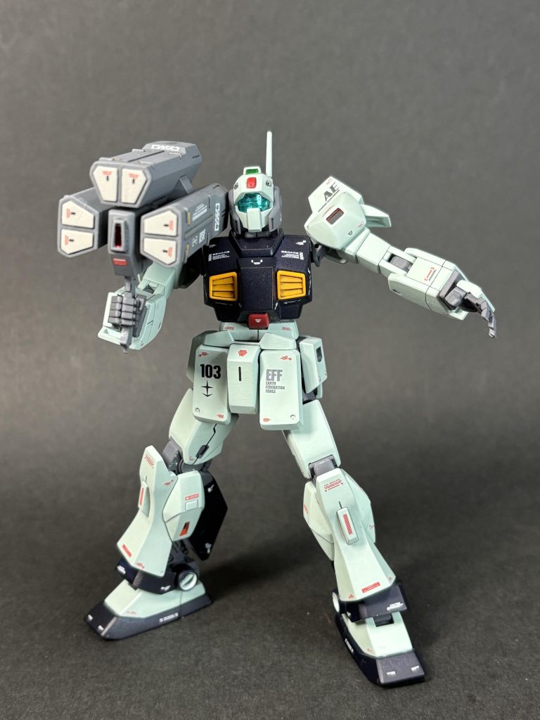 旧HG陸戦型ジムからミサイルランチャー借り。