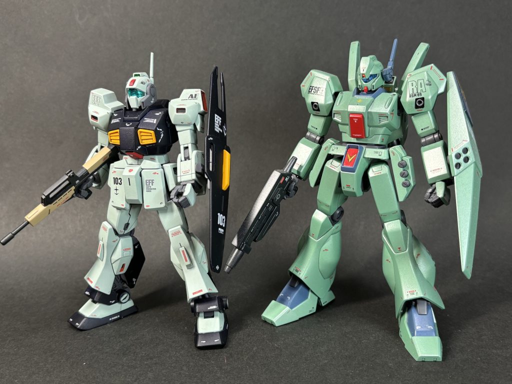 HGUCジェガンと。ジェガンでかいな。