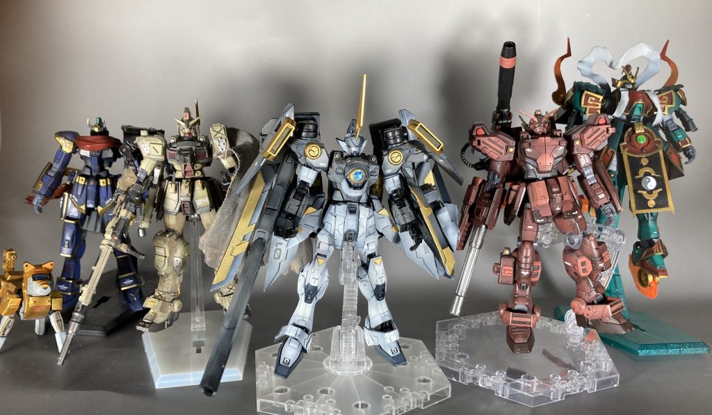 【オマケ】時間がかかりましたが、カスタム機でガンダム5機確認ができるようになりました。取り急ぎということで適当に撮影したので、どこかでちゃんと写真撮りたいです。