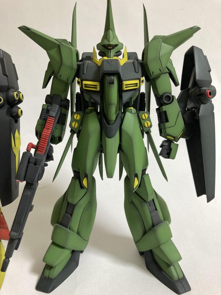 バウ(グレミー機)、量産型バウ–4枚目/制作者：FILO