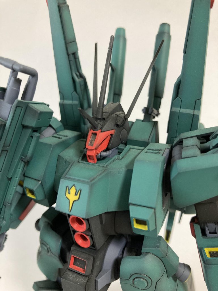 アゴがシャくれているのが嫌だったので、プチ整形しました透明モノアイカバーはヒートプレスで自作