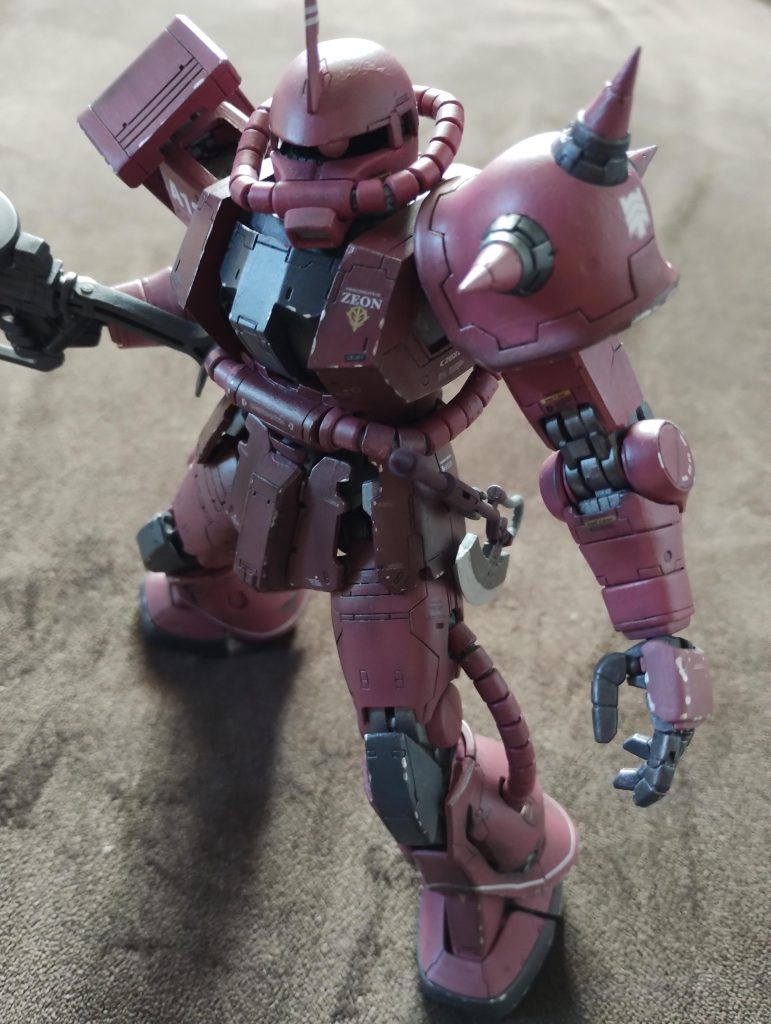 目つきを悪くして、ちょこちょこいじりました。