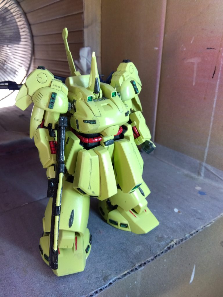 このキット、ずっと昔にガレージキットで作ったときは、ソフビ製で腕も素人レベルで完成できなかった思い出があり、入手できた時はとても嬉しかったです。完成品のゼータシリーズは大体出揃ったので、次回から次のシリーズに入ります。