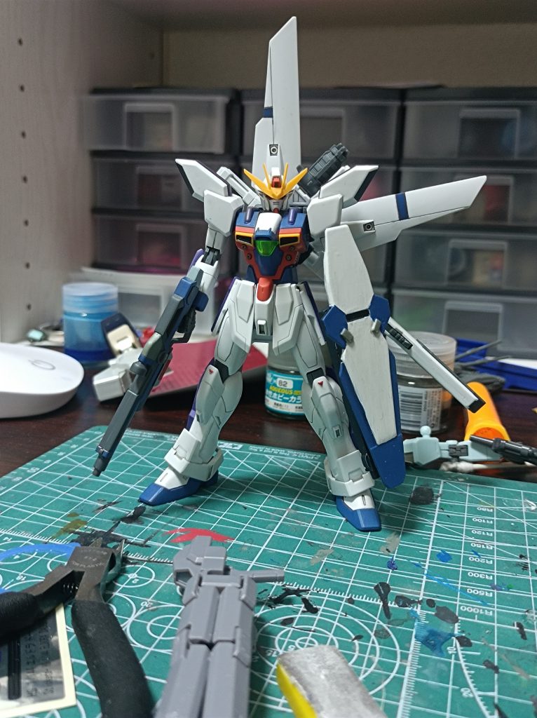 今回は人生で始めて、プラバンを使ってシールドをフルスクラッチしてみました!まだ作りが甘いですが、頑張ってそれなりにいい感じのを作って行こうと思っています。