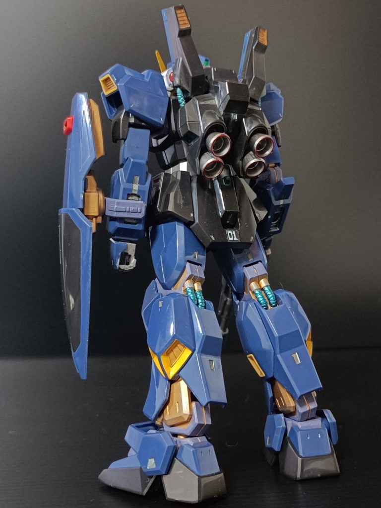 動力パイプ(?)は水性ホピーカラーの青竹色使ってみました✌この色って、発色が綺麗で良いですね(iori_sei)