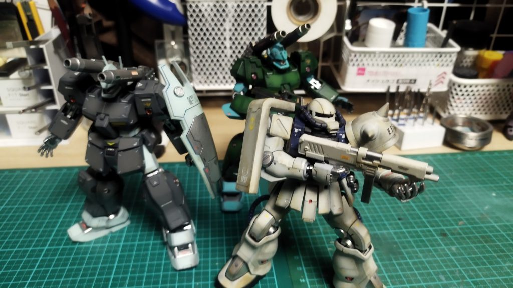 緑キャノンはアデル機、灰色キャノンはキース機、ザクは誰だ？？一般兵かな。そんな感じで製作してみました。ご視聴ありがとうございました。