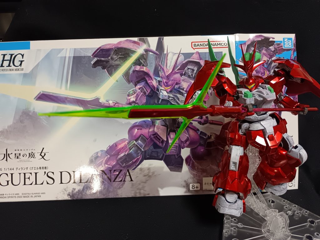 これはかっこいい!<気に入ったポイント>黒を白に塗ったところ、大理石っぽくなった・・・と思い込んでます。