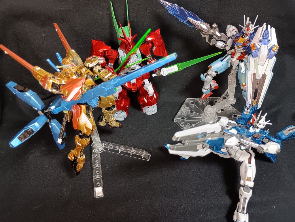 今回は4機塗ってから、組み上げました。