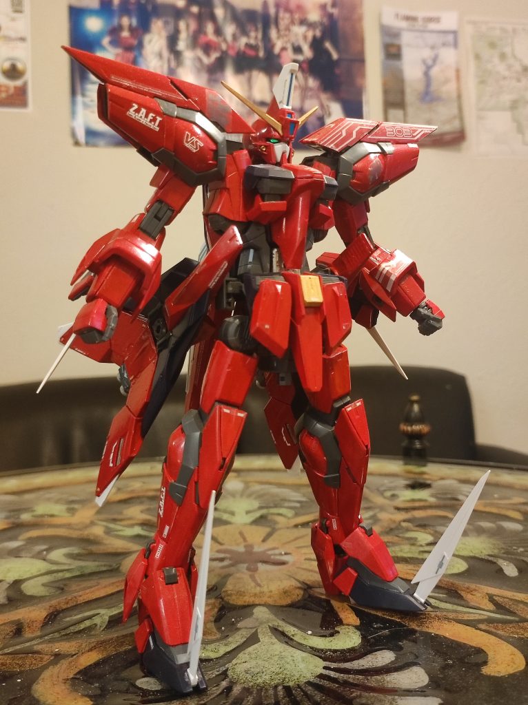 武装がない素体です。