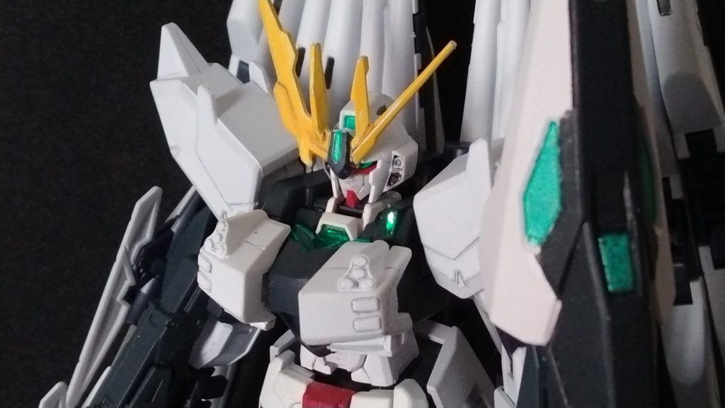 基本はコアガンダムII＋フェイクニューです。センサー類の一部にラピーテープを使ったり。元はフェイクニュー作りたかったのにアルスコアが手に入らずアースリィーにただの(？)Ｗフィンファンネルから始まったのですが、ユーラヴェンの尻(コアガンダムIIのシールド)を見てHWSっぽく出来るのでは？と寄り道開始しました。(そして先にできあがる量産型たるING:1 M/I)